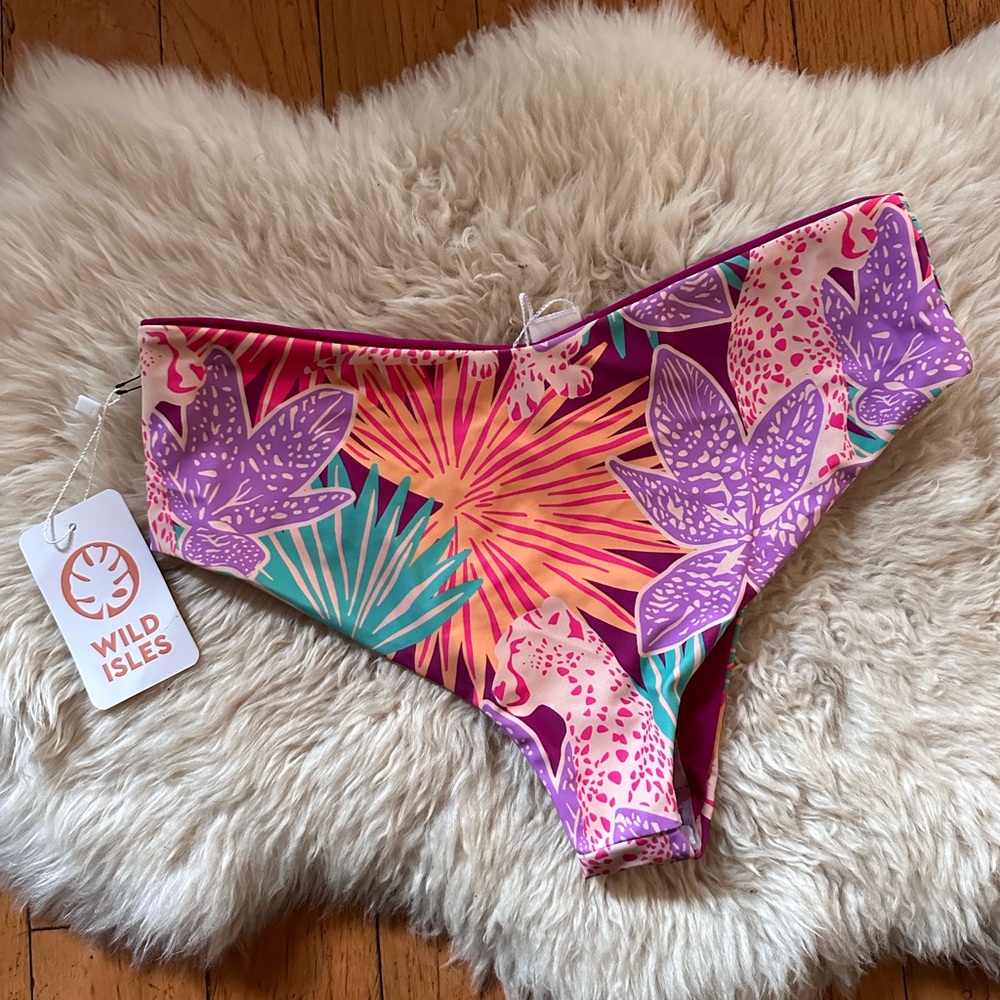 WILD ISLES Kiki Cheeky Bikini Bottom - Reversible